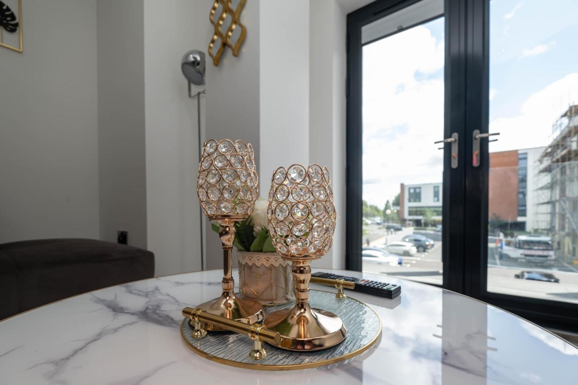 Brand New 2 Bedroom Apartment Centre Of Solihull Luaran gambar